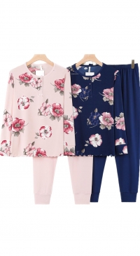 Fleece floral print pajamas